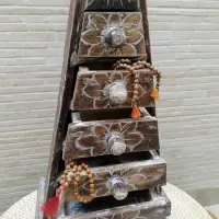Alhajero Piramide Importado India Artesanal Cajonera 60cm Marrón
