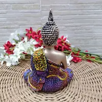 Imagen Estatuilla Buda Resina Manto Con Fantasia Importado