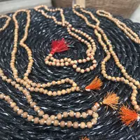 Japa Mala Rosario Hindú Semilla De Sándalo 108 Cuentas India