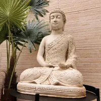 Estatua Buda Flores Artesanal Apto Exterior Ideal Xa Jardin Blanco