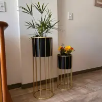 Set X2 Porta Maceta Individual De Metal Oriente Importado Negro