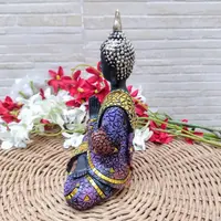 Imagen Estatuilla Buda Resina Manto Con Fantasia Importado
