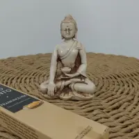 Estatuillas De Buda Importadas De Indonesia Pushkar Tienda Blanco