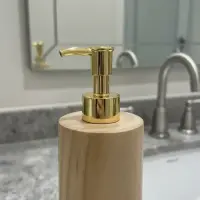 Dispenser Artesanal Baño Madera De Indonesia Pushkar Tienda
