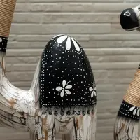 Juego 3 Estatuillas Camellos Artesanales Importado Madera Marrón Claro