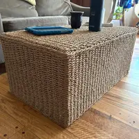 Mesa Ratona Auxiliar Pie Cama Artesanal De Madera Y Fibras Marrón Claro