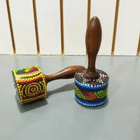Maraca Artesanal Importada Oriente Pintada Puntillismo Puntillismo