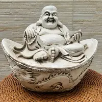 Estatua Buda Oriental Monje Feliz Sobre Vasija Apto Exterior Blanco