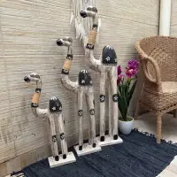 Juego 3 Estatuillas Camellos Artesanales Importado Madera Marrón Claro