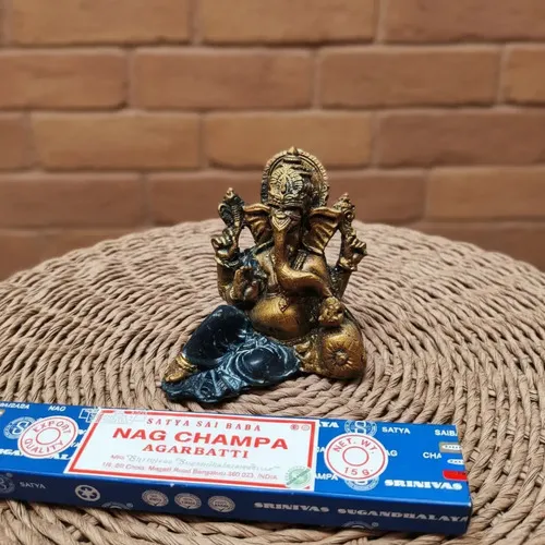 Estatuilla Resina Ganesha Reposando Traída D India Importado