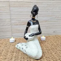 Estatuilla Africana En Resina 25 Cm Importada De Oriente Blanco