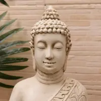 Estatua Buda Flores Artesanal Apto Exterior Ideal Xa Jardin Blanco