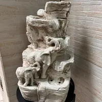 Fuente De Agua Zen Elefante Y Cría Con Caídas Decorativa