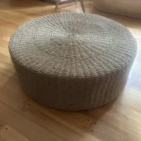 Mesa Nórdica De Apoyo Ratona Arrimo Grande De Fibra Natural Marrón
