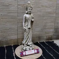 Estatua De Buda Rezando Parado Importado Oriente Apto Ext Blanco