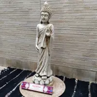 Estatua De Buda Rezando Parado Importado Oriente Apto Ext Blanco