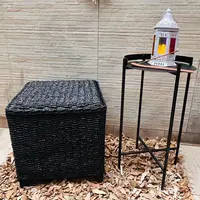 Puf Cuadrado Pintado De Fibra Natural Estilo Nórdico C Patas Negro