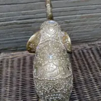 Estatuilla Elefante Dorado Con Fantasias Importado Oriente Oro