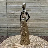 Imagen Africana Estatuilla Importada Oriente Con Fantasías Marrón Oscuro