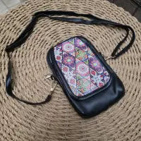 Bandolera Cartera De Salir Porta Celulares Importado Pushkar