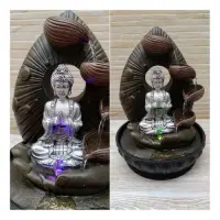 Fuente De Agua Buda Sobre Mano 30 Cm  Led Color Y 3 Caídas Plateado
