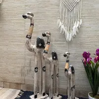 Juego 3 Estatuillas Camellos Artesanales Importado Madera Marrón Claro