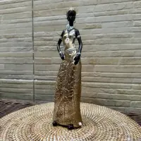 Imagen Africana Estatuilla Importada Oriente Con Fantasías Marrón Oscuro