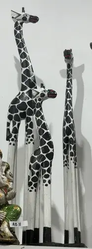Familia Jirafas X 3 Importadas Madera Pintada Decoración Marrón