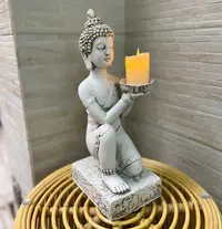 Estatua Buda Jardin  Porta Vela Resina 45 Cm Apto Exterior  Blanco