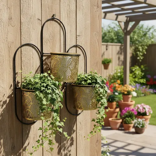 Porta Maceta Triple De Pared En Metal Importado De Oriente Dorado Portamaceta