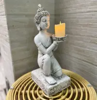 Estatua Buda Jardin  Porta Vela Resina 45 Cm Apto Exterior  Blanco