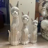 Familia Gatos Madera Oriente Importado Indonesia Artesanal  Blanco