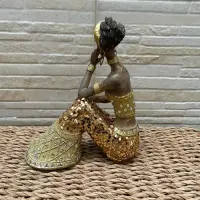 Figura Africana En Resina Y Nacar 20 Cm Importada De Oriente Dorado Oscuro