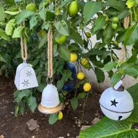 Cencerro Móvil De India Campana Decorativa Metal Soga Yute Blanco