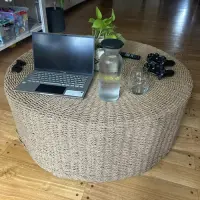 Mesa Nórdica De Apoyo Ratona Arrimo Grande De Fibra Natural Marrón