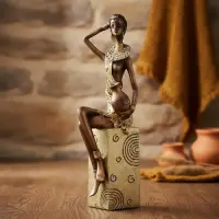 Imagen Africana En Pedestal Estatuilla Importada Oriente Dorado Oscuro
