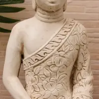 Estatua Buda Flores Artesanal Apto Exterior Ideal Xa Jardin Blanco
