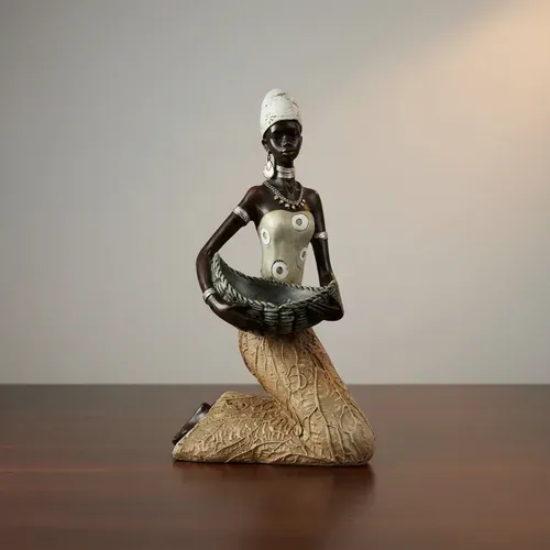 Estatuilla Africana En Resina Importada De Oriente Pushkar Beige