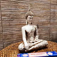 Estatuilla Buda Loto Resina Apto Exterior Ideal Deco Jardin Blanco
