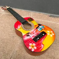 Ukelele Artesanal Importado Indonesia Madera Pushkar Tienda