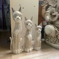 Familia Gatos Madera Oriente Importado Indonesia Artesanal  Blanco
