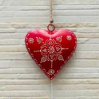 Movil Hindu Colgante Corazón Metal Importado Pintado A Mano Rojo