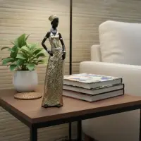 Imagen Africana Estatuilla Importada Oriente Con Fantasías Marrón Oscuro