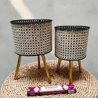 Juego Maceteros Con Pie Importados Oriente Pushkar Tienda Dorado Mix